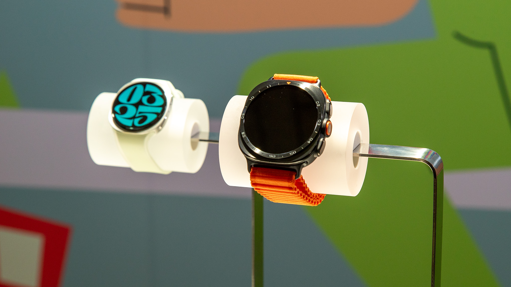 Comparing the Samsung Galaxy Watch 9 with the Galaxy Watch Ultra 2 on a hands-on event