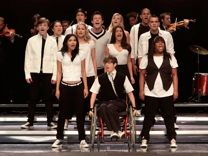 glee cast everett