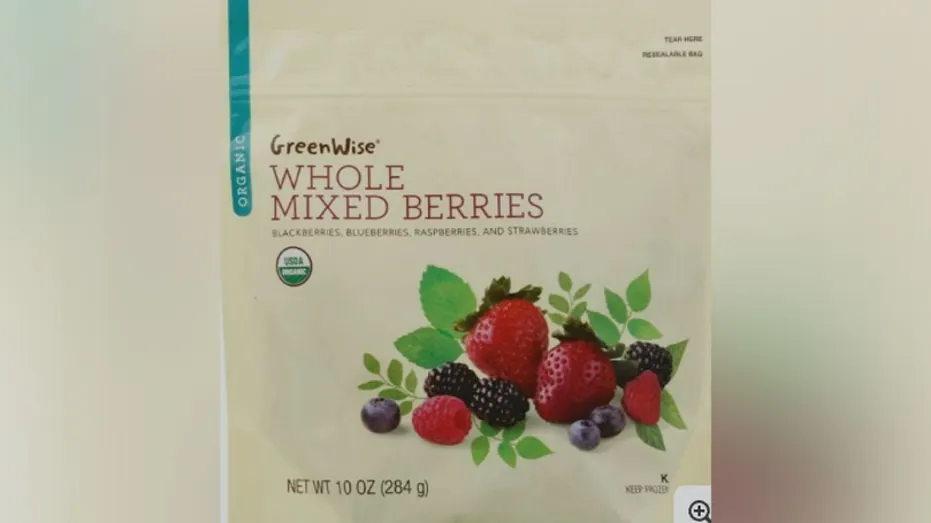 Package of Publix GreenWise Organic Whole Mixed Berries included in expanded E. coli recall
