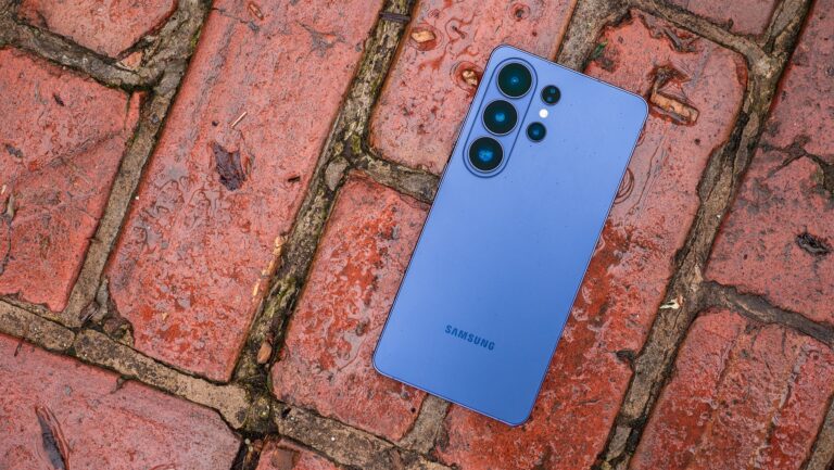Amazon is discounting the entire Galaxy S26 lineup again — it’s not Prime Day, but it’s close