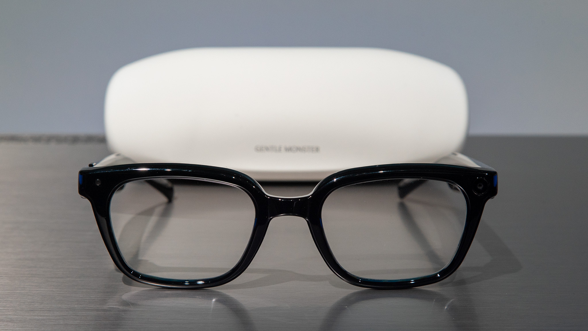 Hands-on with Samsung Glasses with Warby Parker and Gentle Monster styles