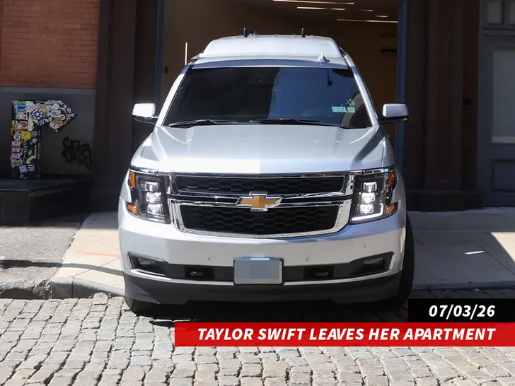 main-taylor-swift-car-reuters-1