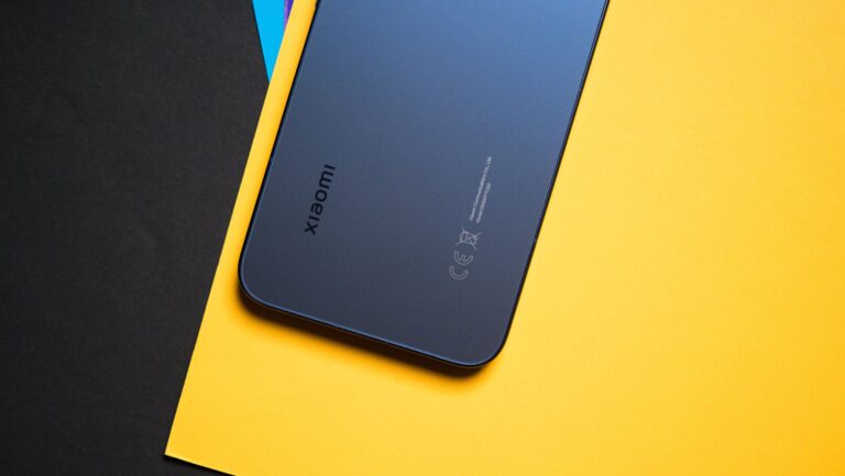 This upcoming Android phone just raised the bar for free battery replacements