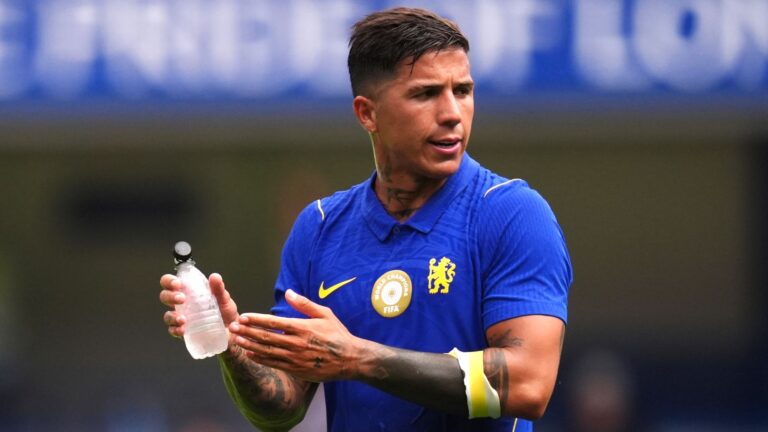 Enzo Fernandez transfer news: Man City remain interested in Chelsea midfielder despite missing deadline to make bid | Football News
