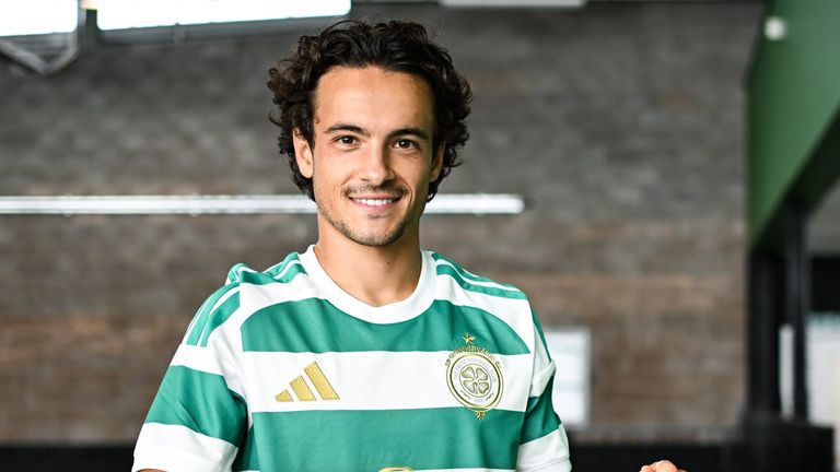 Martin O'Neill hinted that Mika Baur could make his first Celtic start against LASK on Wednesday.