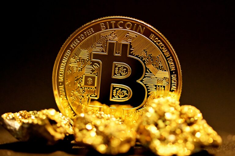 Bitcoin ETF Outflows Hit $390M as Miner Selling Blocks BTC Breakout, Wintermute Warns