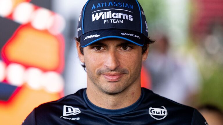 Carlos Sainz: Williams driver signs multi-year contract extension to remain with team in 2027 and beyond | F1 News