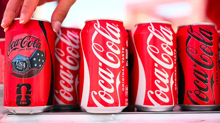 Coca-Cola and Coke Zero Sugar cans