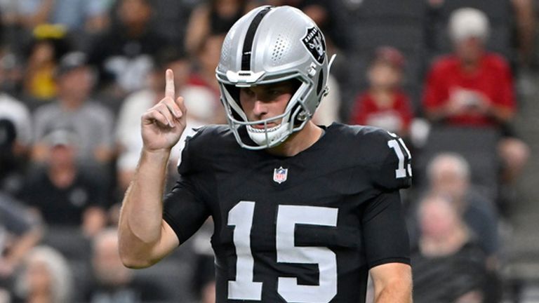 Las Vegas Raiders quarterback Fernando Mendoza threw a touchdown in a debut defeat to the Arizona Cardinals