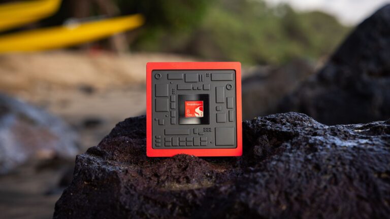 Qualcomm just broke the 5GHz barrier with its next Snapdragon chip