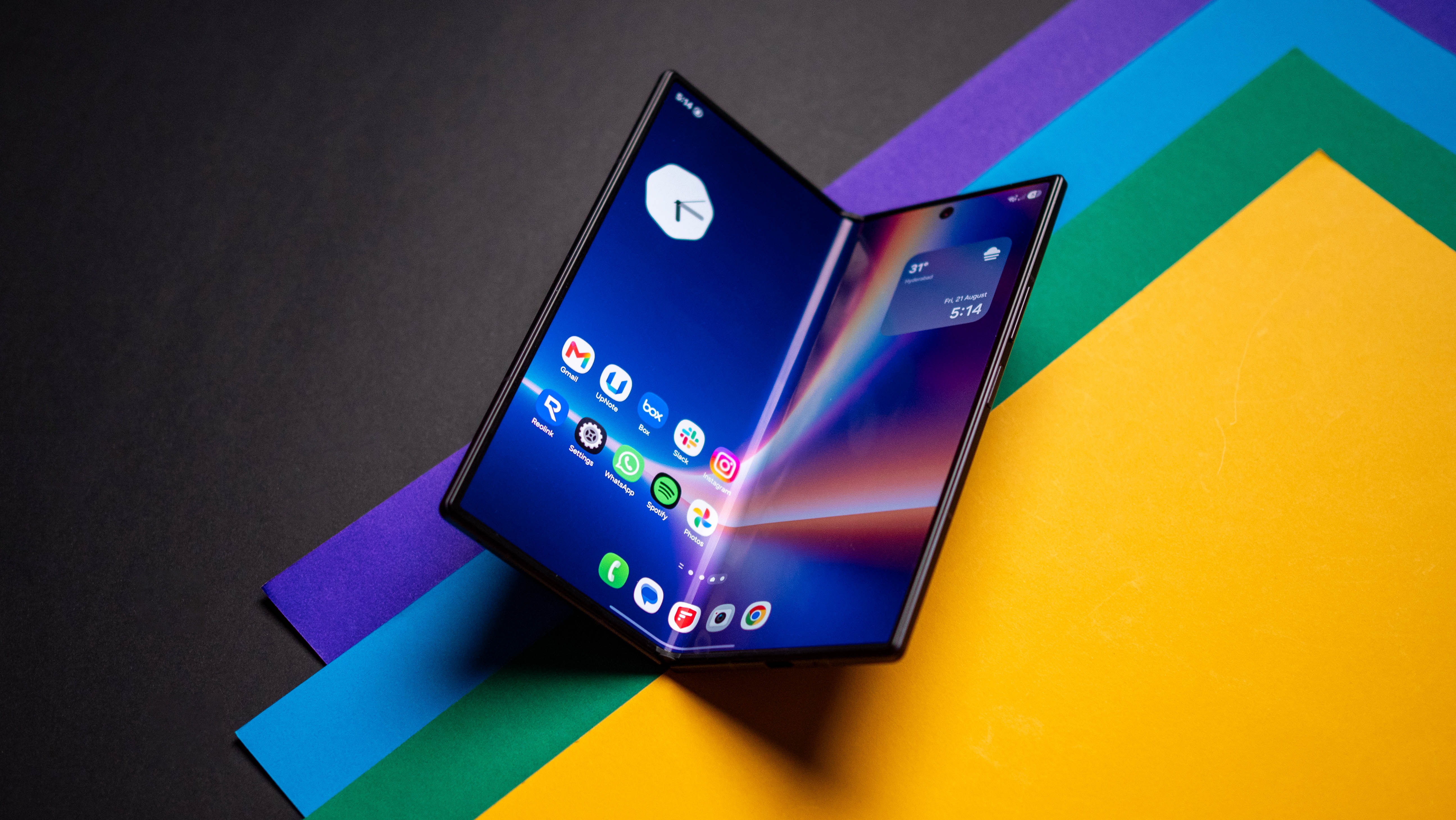 Samsung Galaxy Z Fold 8 Ultra review images