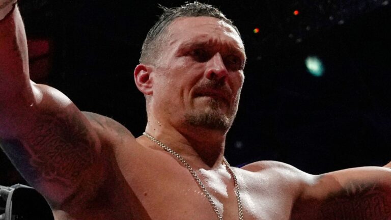 Oleksandr Usyk’s manager dismisses Tyson Fury’s offer to be ‘backup plan’ for Anthony Joshua fight amid doubt over heavyweight clash | Boxing News