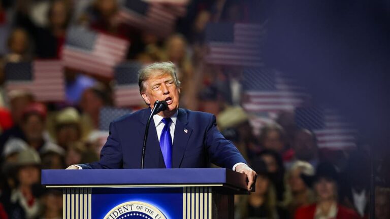 Trump Promises $5,000 Dividend if Republicans Win Both House and Senate