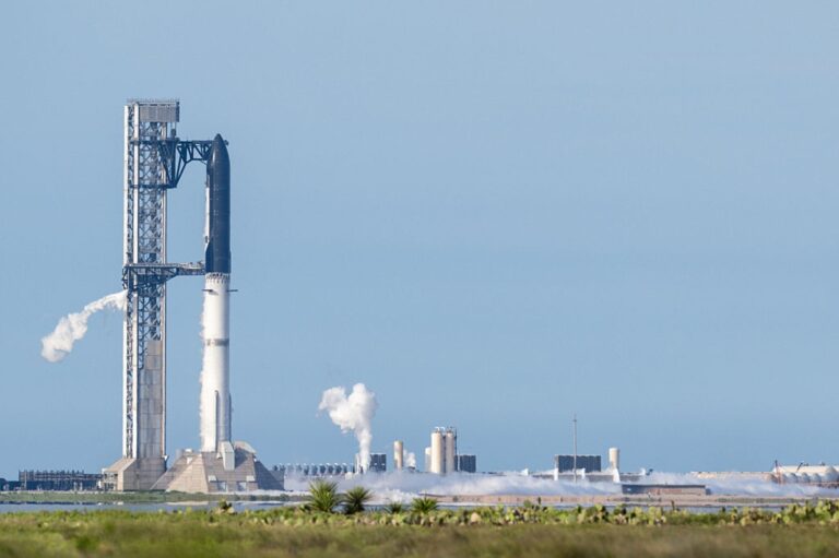 SpaceX Starfall Customer Reveals Starship’s 2028 Commercial Launch Date