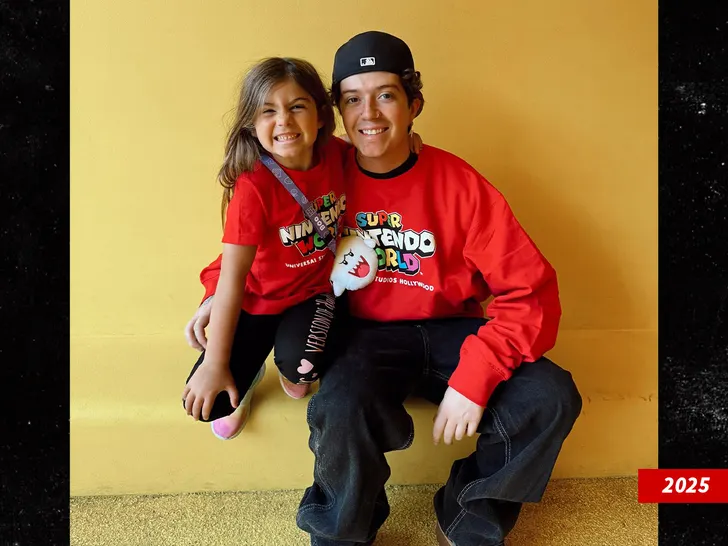 Jack Avery and daughter INSTA