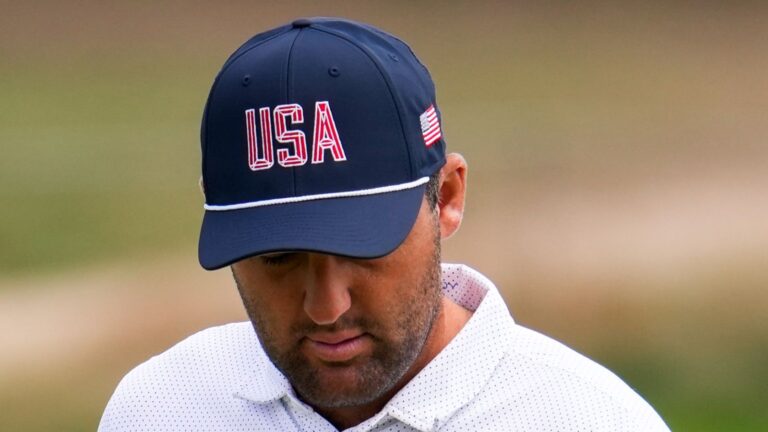 Presidents Cup – Team USA vs International Team LIVE! Latest scores, updates, highlights from Thursday fourballs at Medinah | Golf News