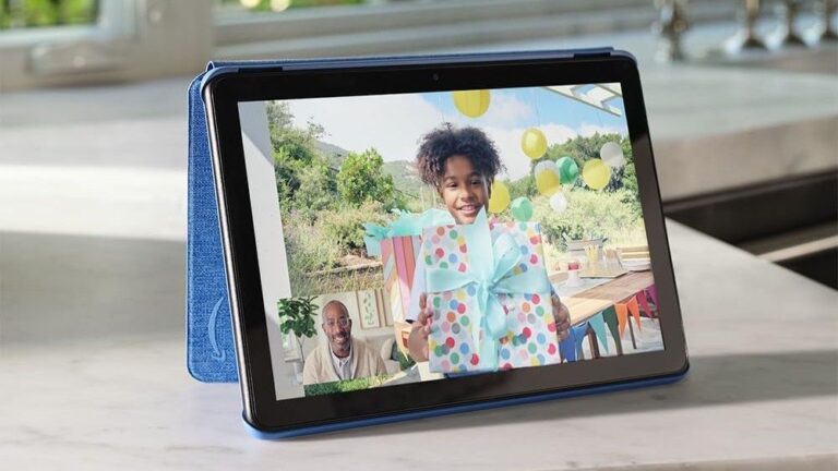Amazon forgot it’s not Prime Day yet and slashed 53% off the Fire HD 10 tablet