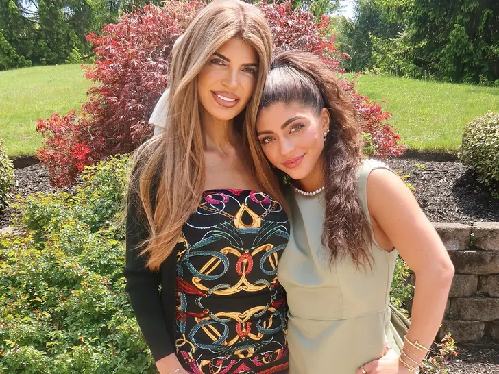 Teresa And Milania Giudice Together