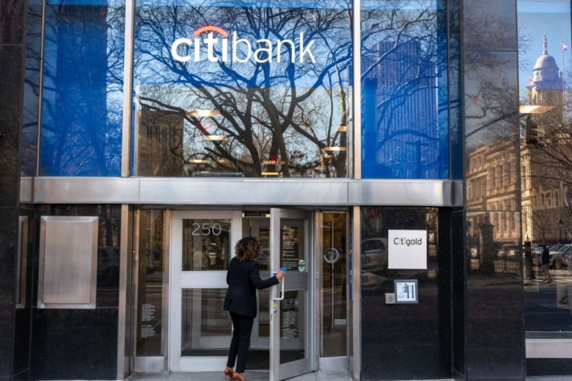 Citi and Coinbase Launch Live Stablecoin Payments and Yield Accounts in Bank-Crypto First
