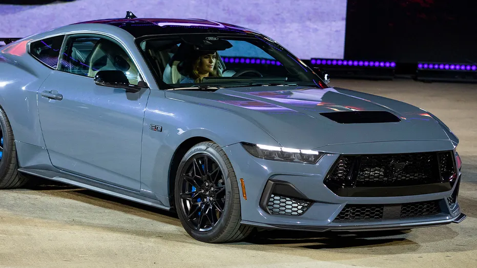 dusty blue mustang during event show