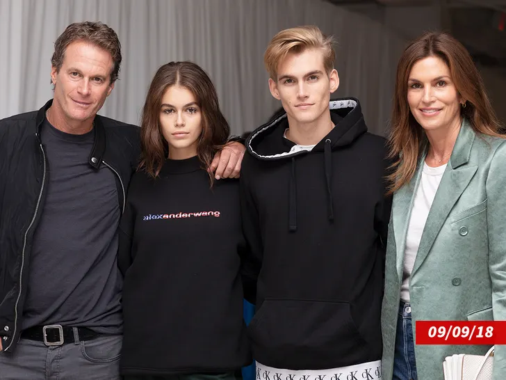 presley gerber with Cindy crawford, rande gerber, and kaia gerber getty