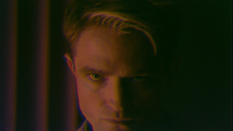 Robert Pattinson Is Disturbing and Alluring in Primetime, a Sordid Movie About a Sordid TV Show