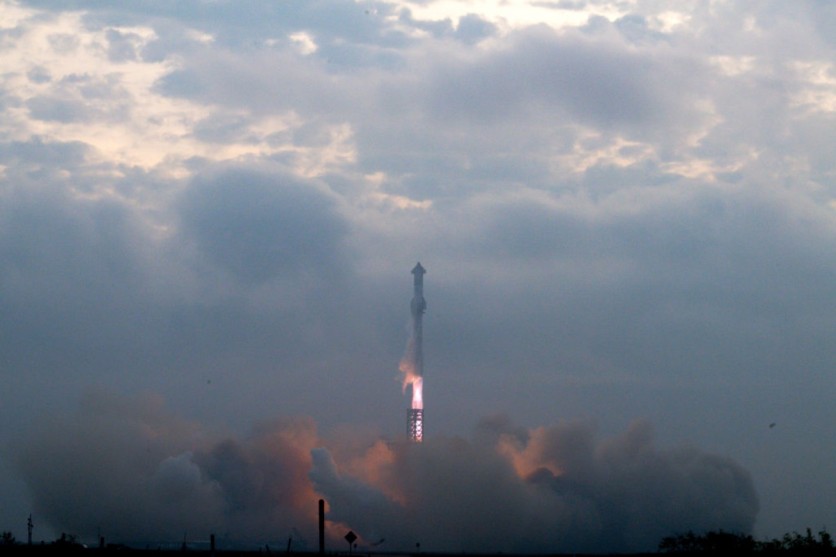 Starship Flight 14 Targets First Orbit: Starlink V3 Satellites Falcon 9 Cannot Carry