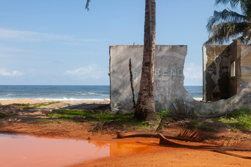 Remains of a house destroyed by the sea in Azuretti