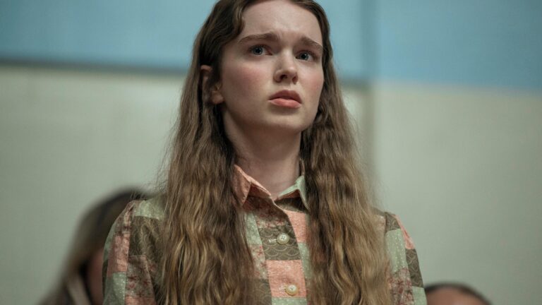 How Mike Flanagan's Take on Carrie Upends the Tragedy of Stephen King's Horror Classic
