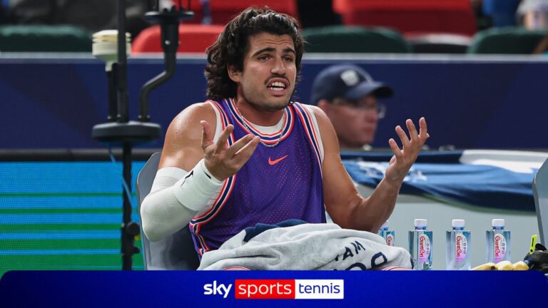 'I can't play like this!' – Alcaraz fumes at inconsistency of balls in Shanghai