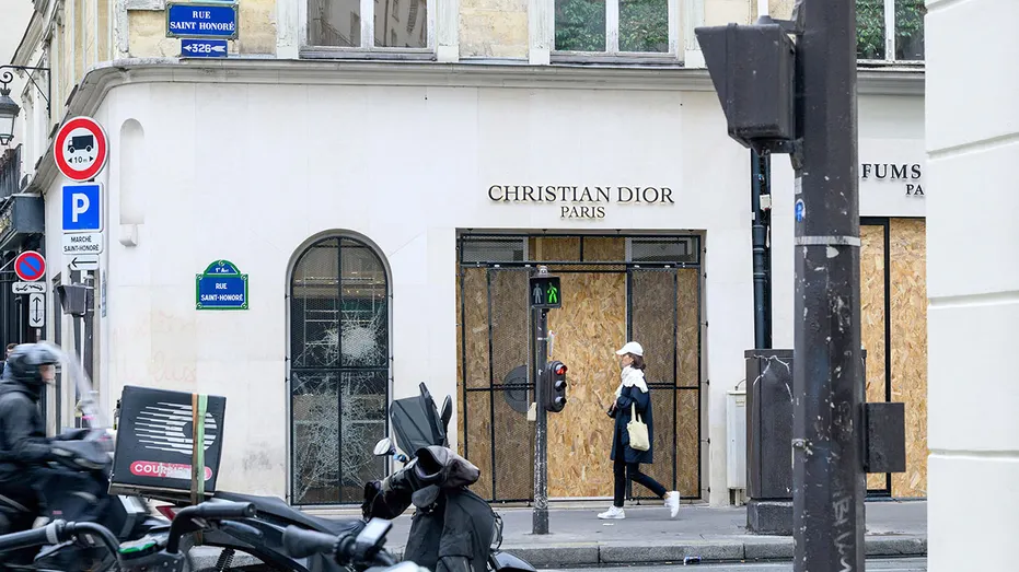 Store damaged in Paris riots