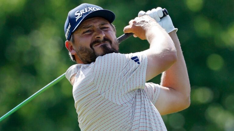 Mexico Open: Andrew Novak pulls three shots clear following late surge on Friday as Hawaiian sensation Kihei Akina shines | Golf News