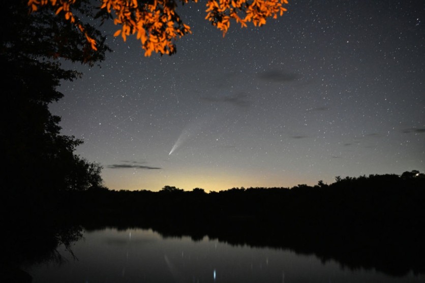 Alien Comet 3I/ATLAS Photographed From Mars Carries Ice Ten Times Richer in Deuterium Than Ours