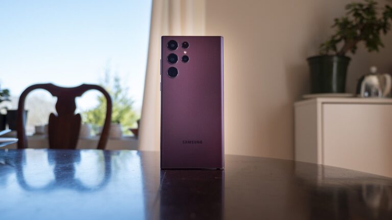 FTC hits Samsung with a $15 million fine over Galaxy S21, S22’s ‘false’ gaming performance