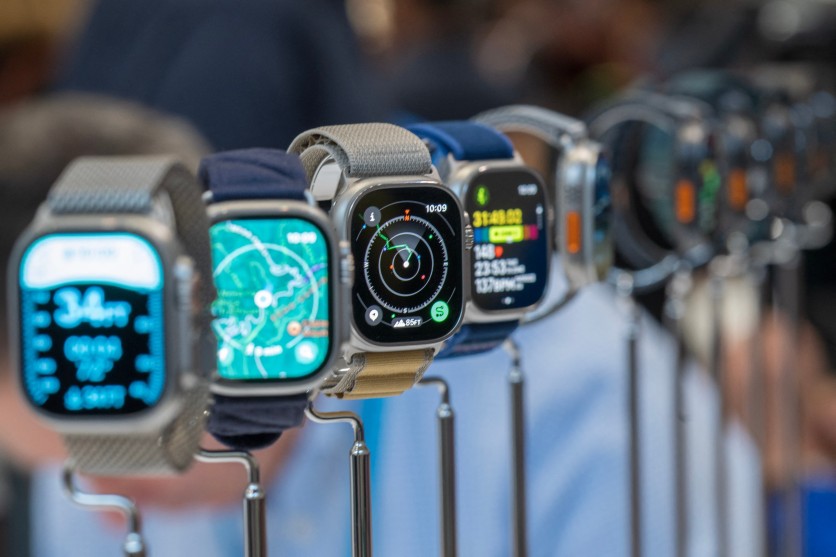 Apple Watch Ultra 2 models displayed following