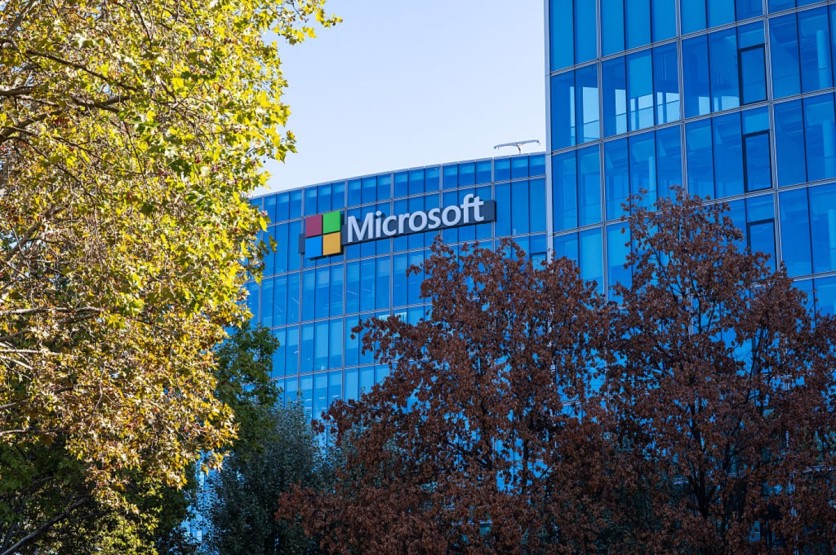 Microsoft Ships First Streaming Transcription Model, Completing Voice Agent Pipeline on Foundry